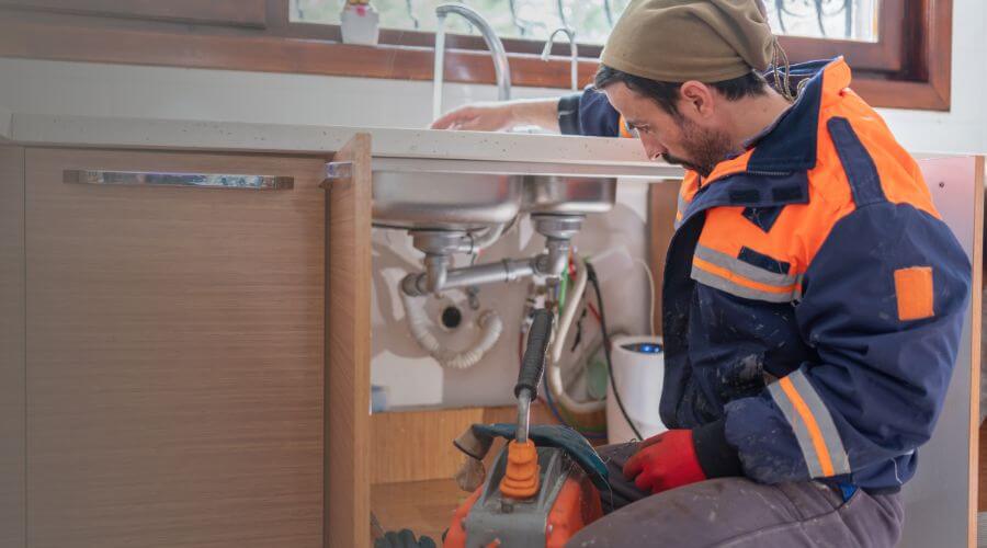 Professional Water heater repair in Brinkley, AR